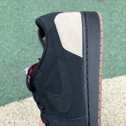 Jordan 1 Low
