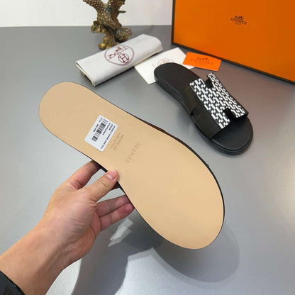 Chinelo Hermes