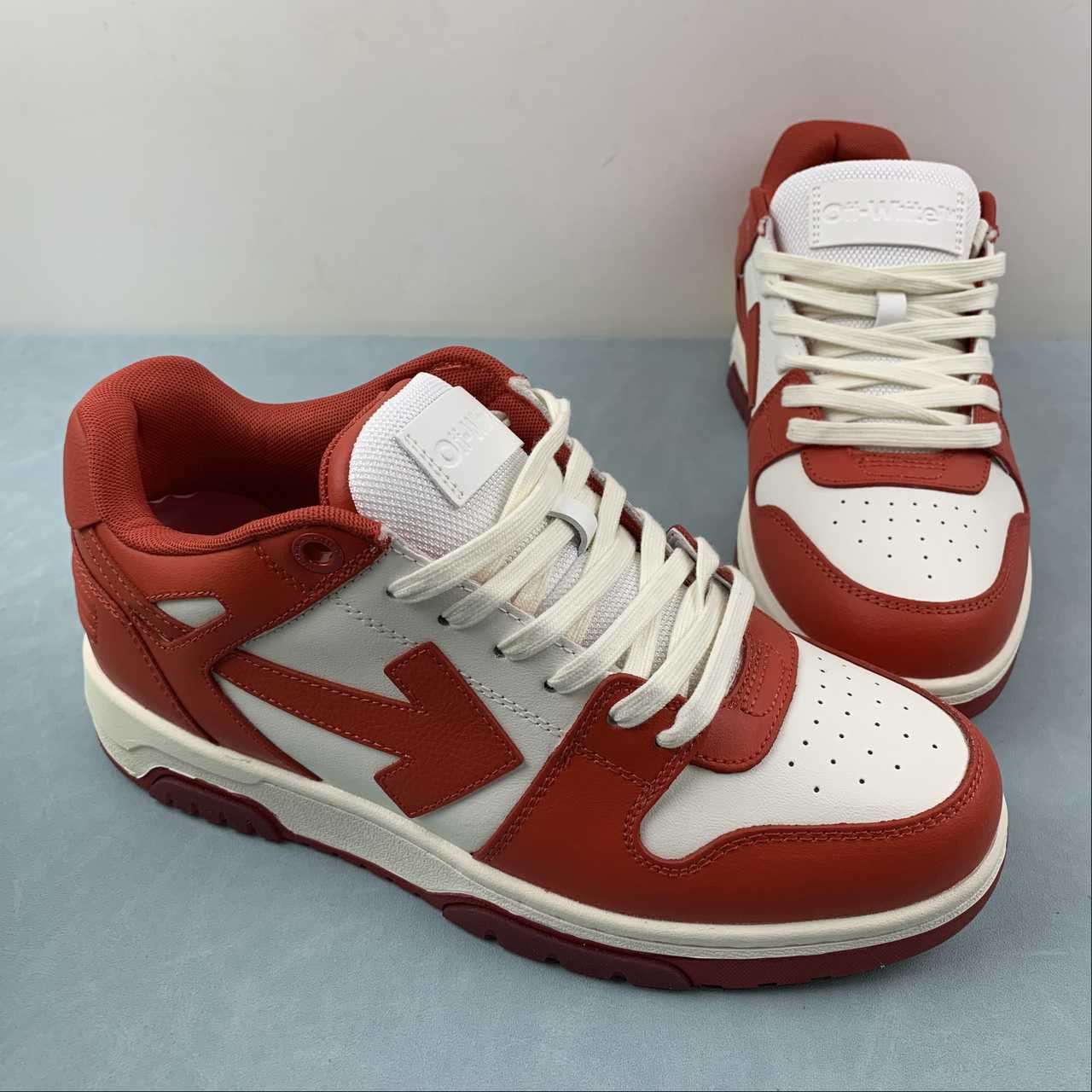 OFF-WHITE Out Of Office "000" Low
