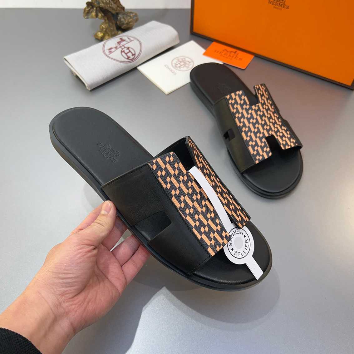 Chinelo Hermes