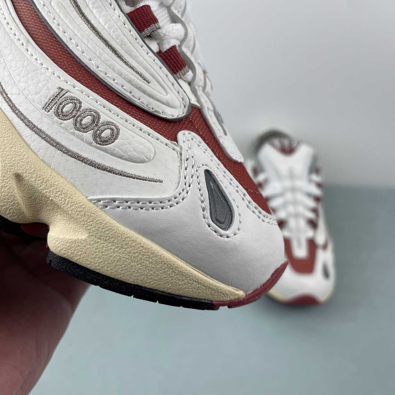 New Balance 1000