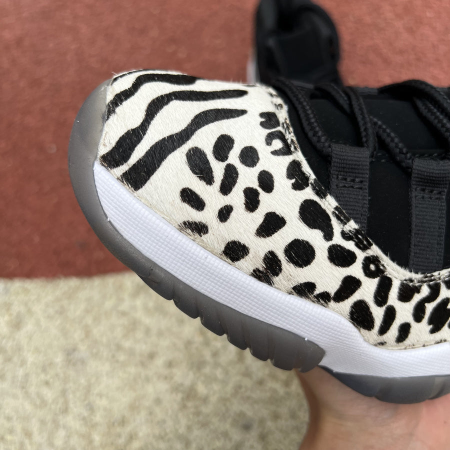 Air Jordan 11