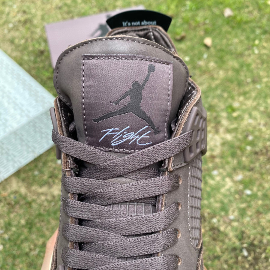 Air Jordan 4