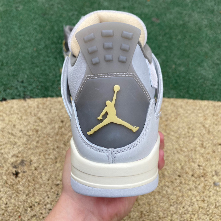 Air Jordan 4