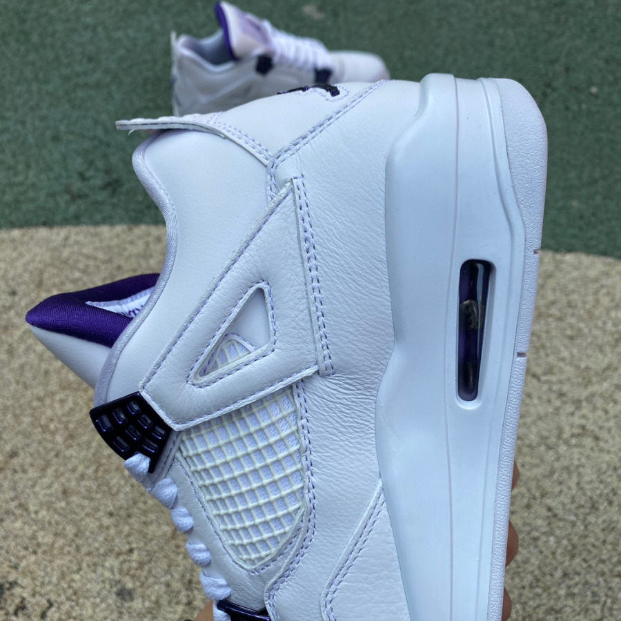 Air Jordan 4