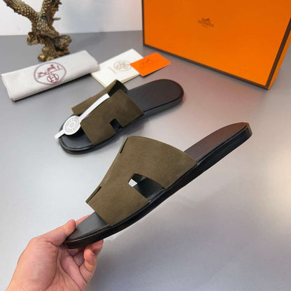 Chinelo Hermes