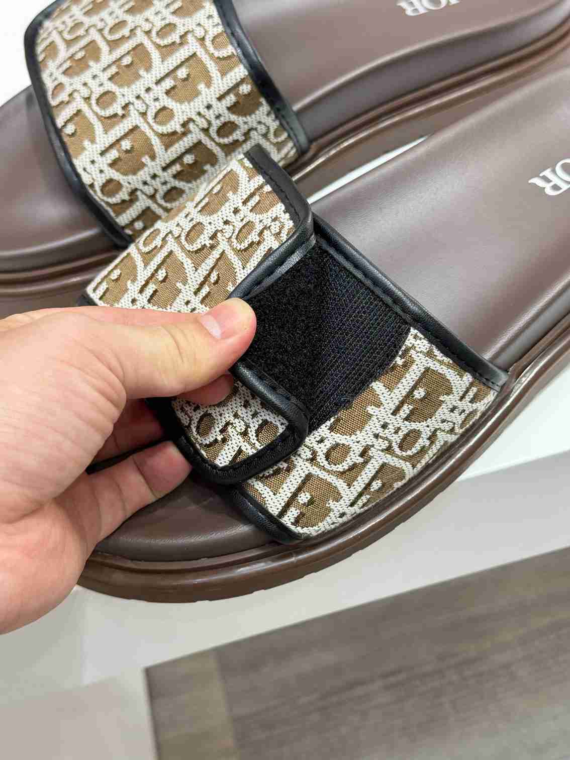 Chinelo Dior Slippers