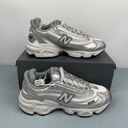 New Balance 1000