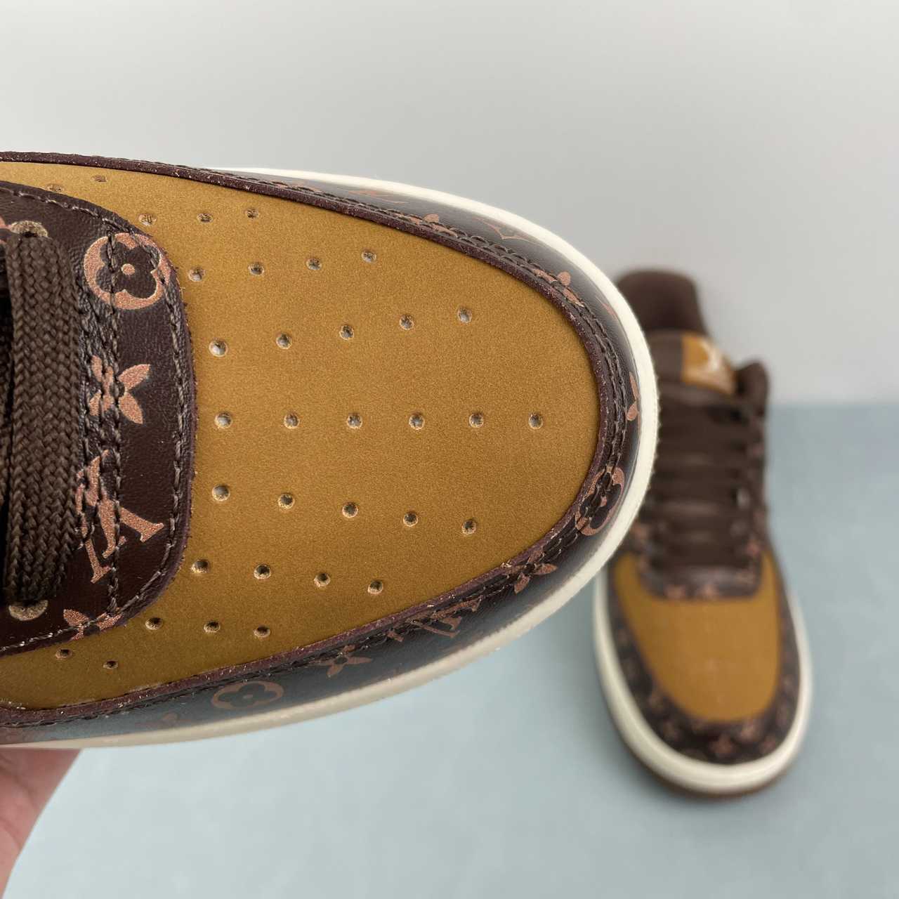 Louis Vuitton x Nike Air Force 1
