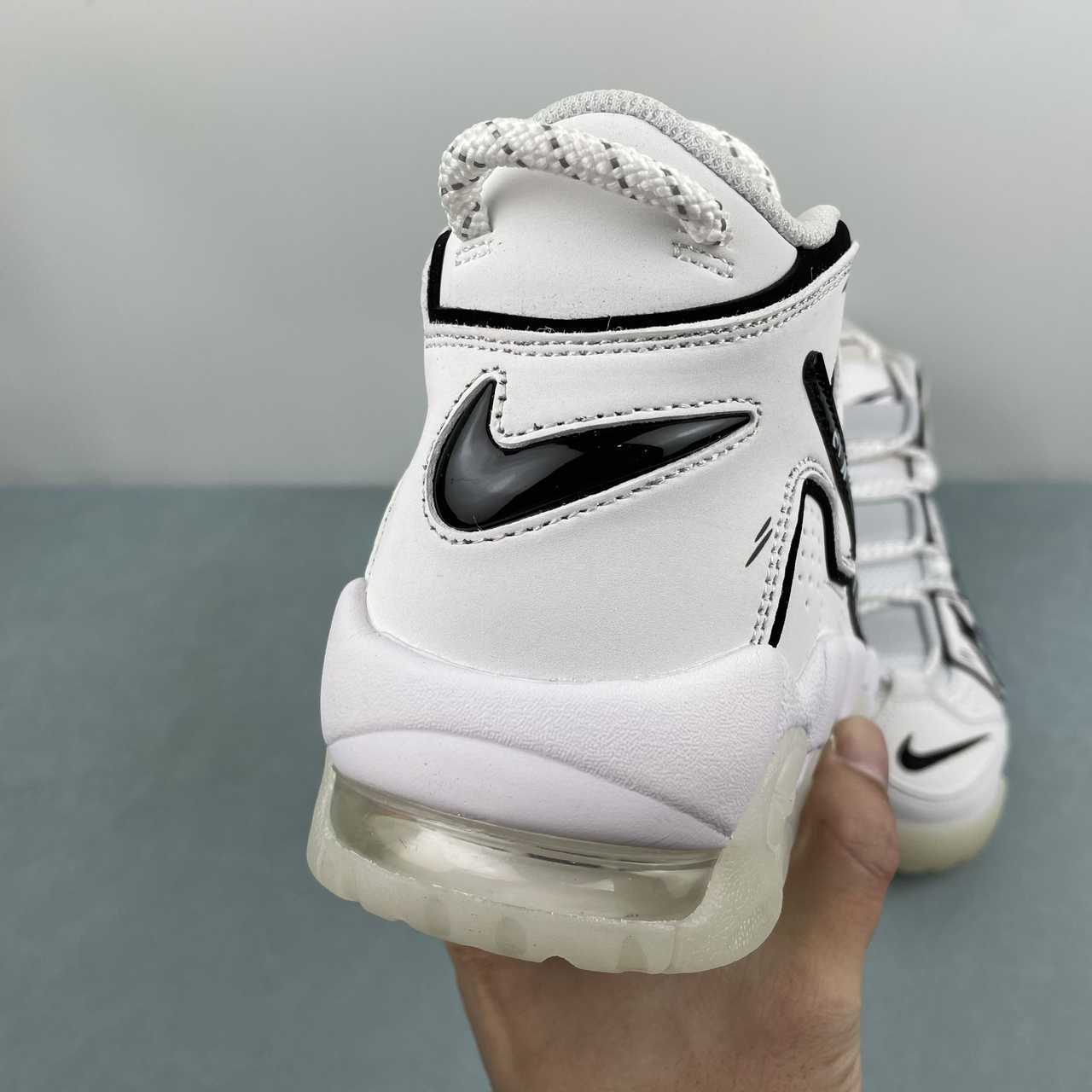 Nike Air More Uptempo