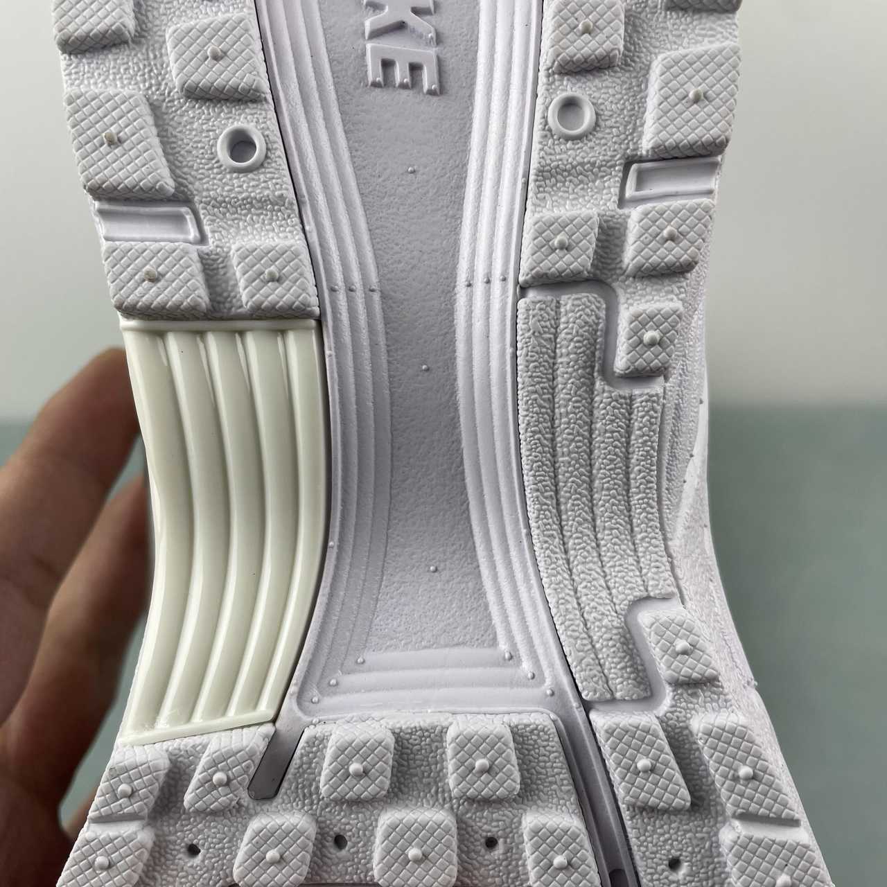 Nike P-6000