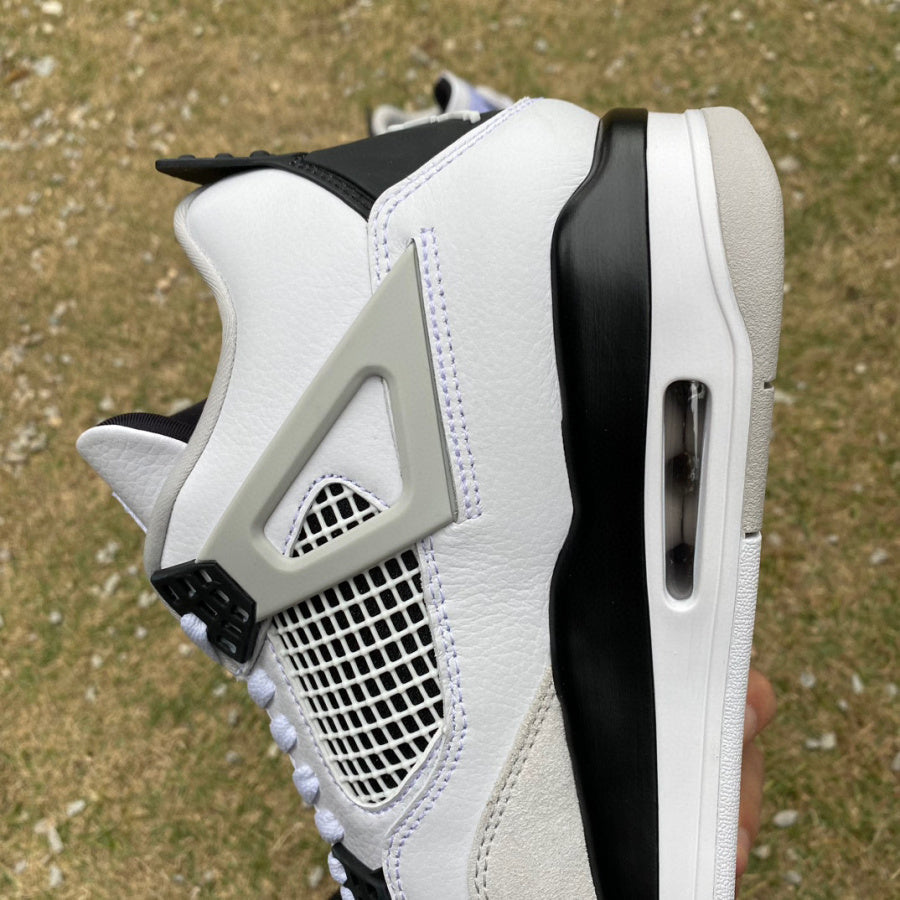 Air Jordan 4