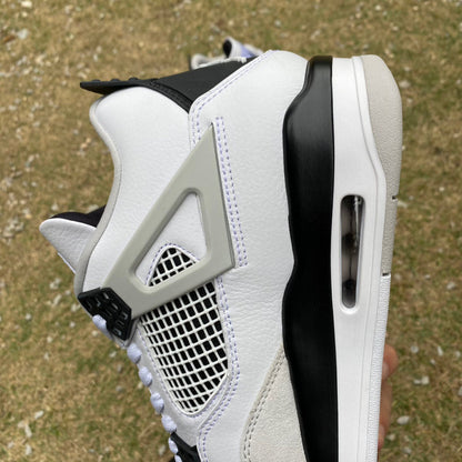 Air Jordan 4