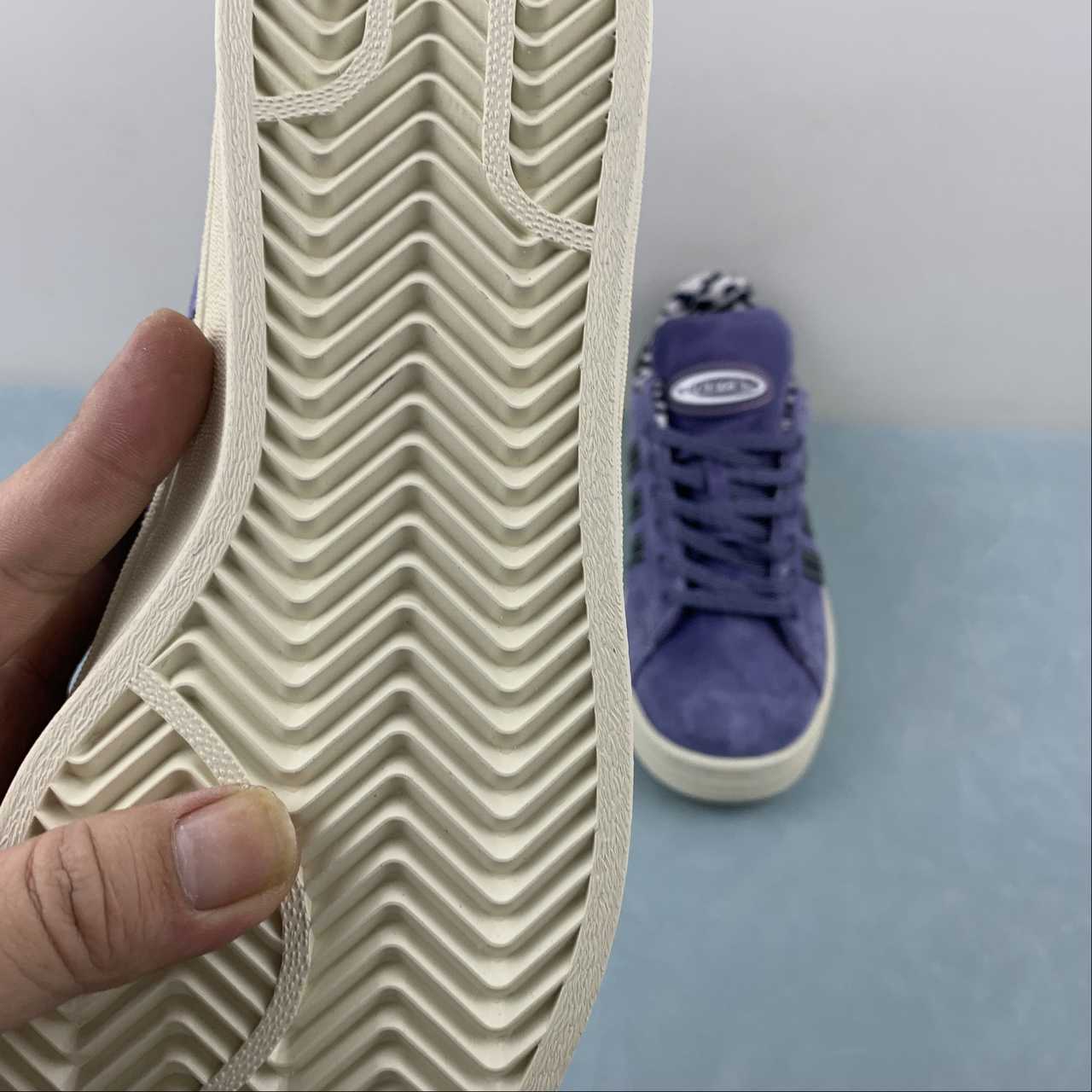 Adidas Campus 00s