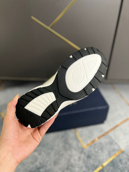 Dior B30