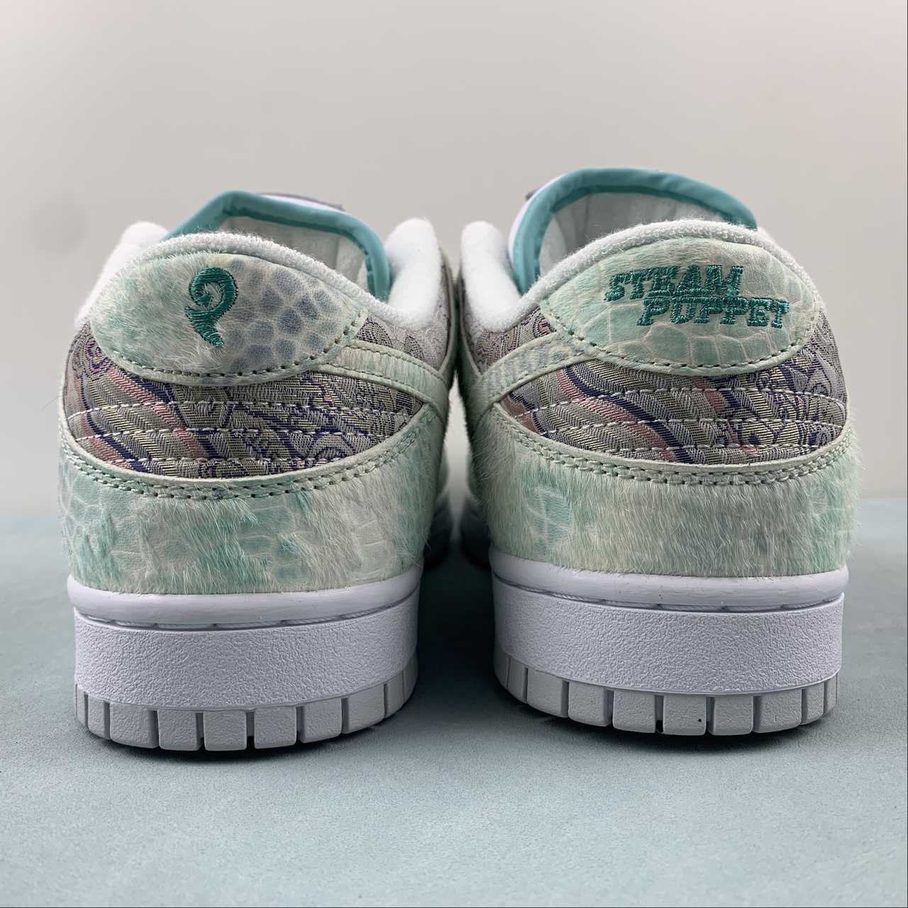Nike Dunk Low