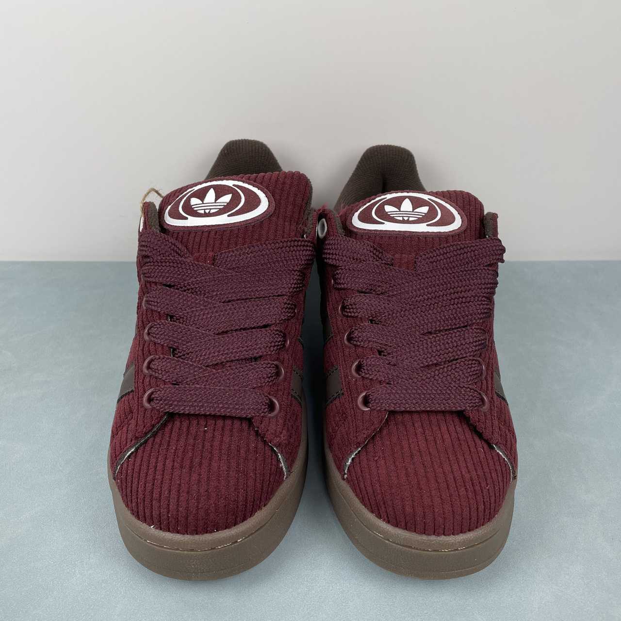 Adidas Campus 00s
