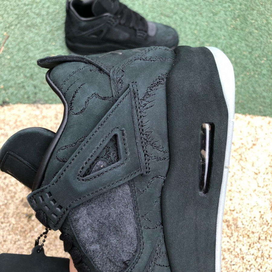 Air Jordan 4
