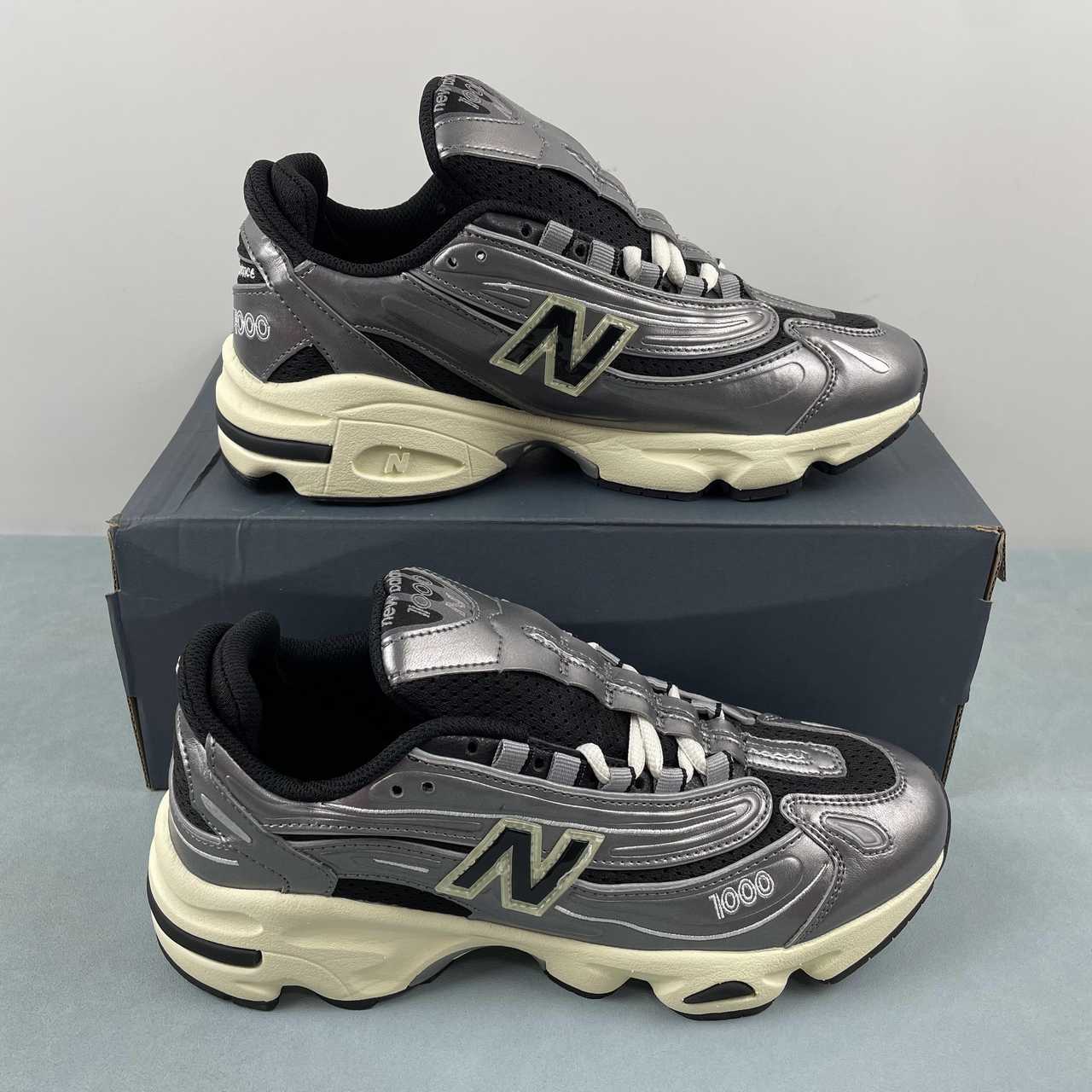 New Balance 1000