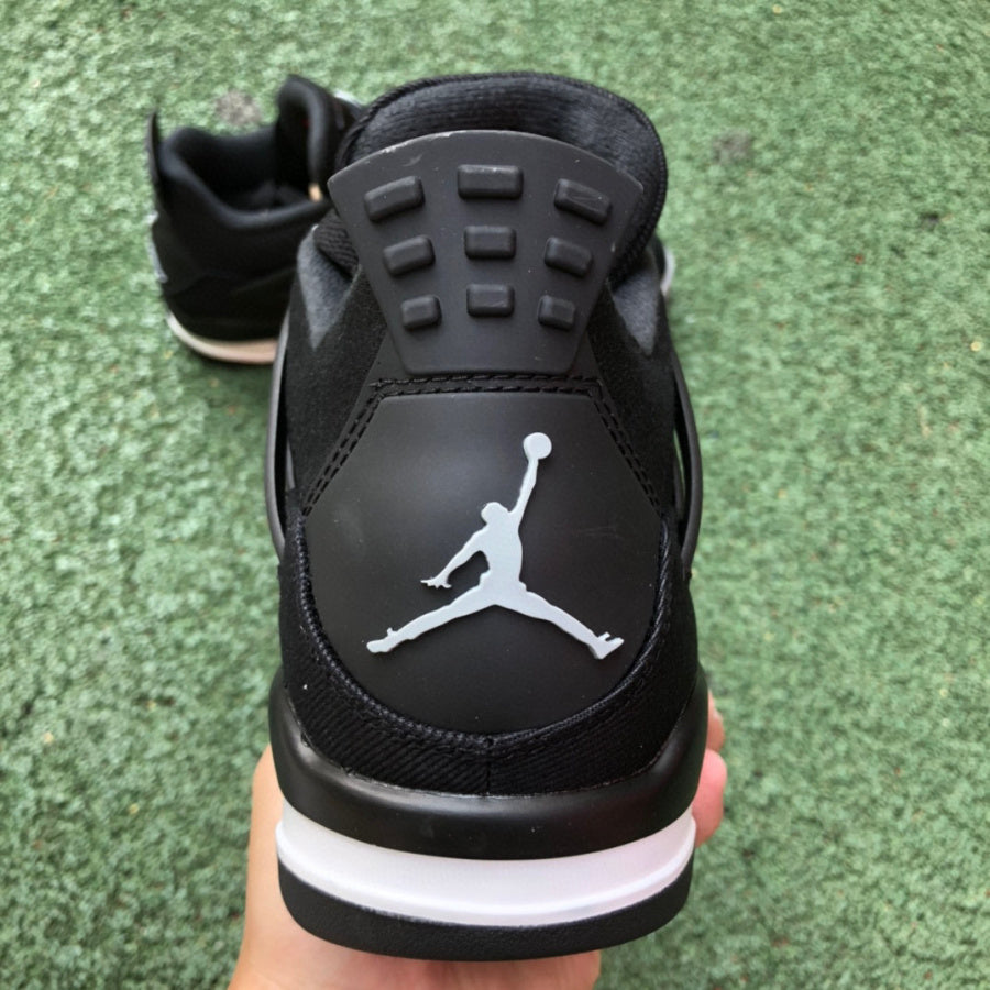 Air Jordan 4