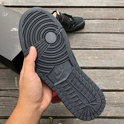 Jordan 1 Low