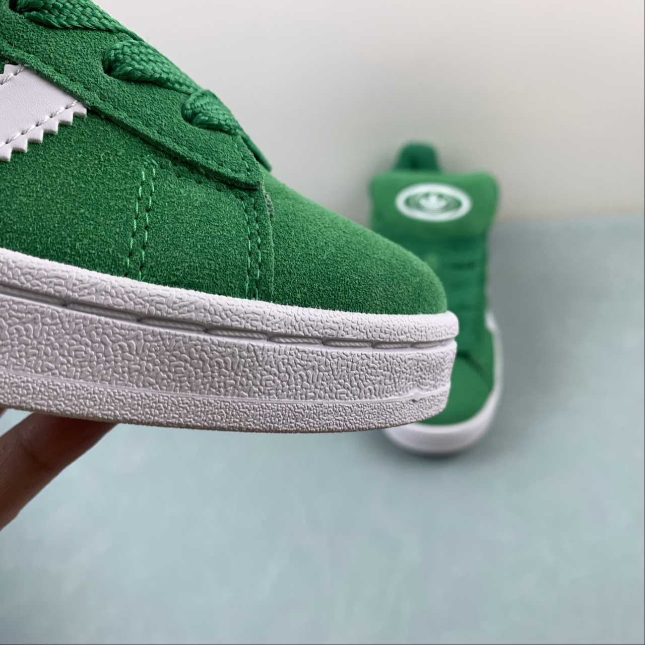 Adidas Campus 00s