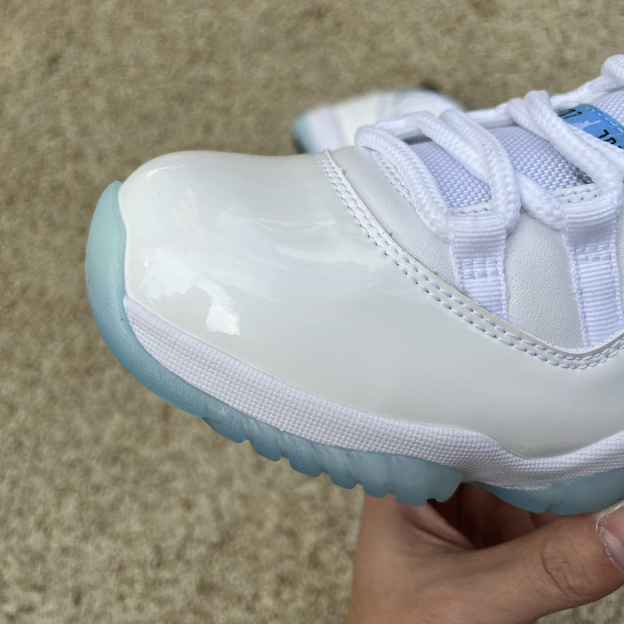 Air Jordan 11