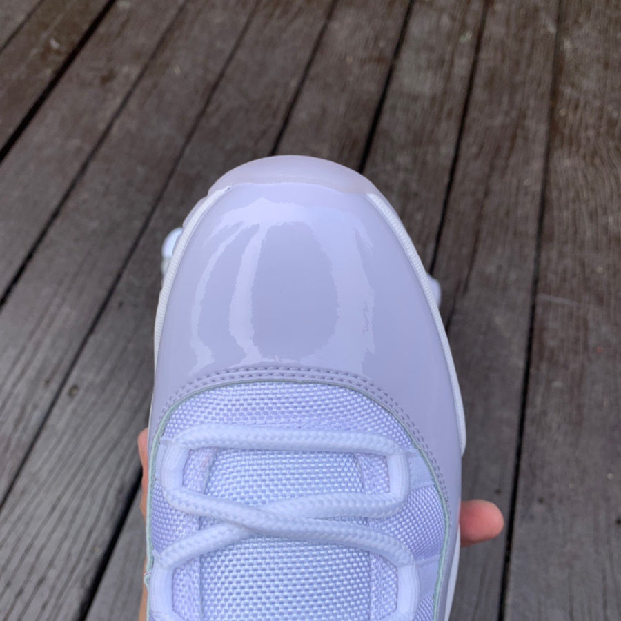 Air Jordan 11