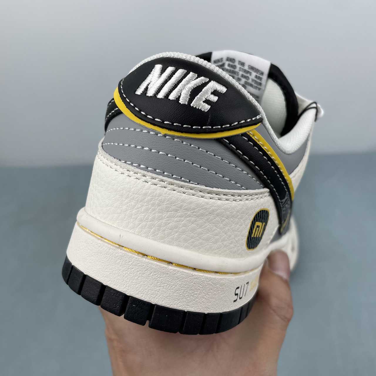 Nike Dunk Low
