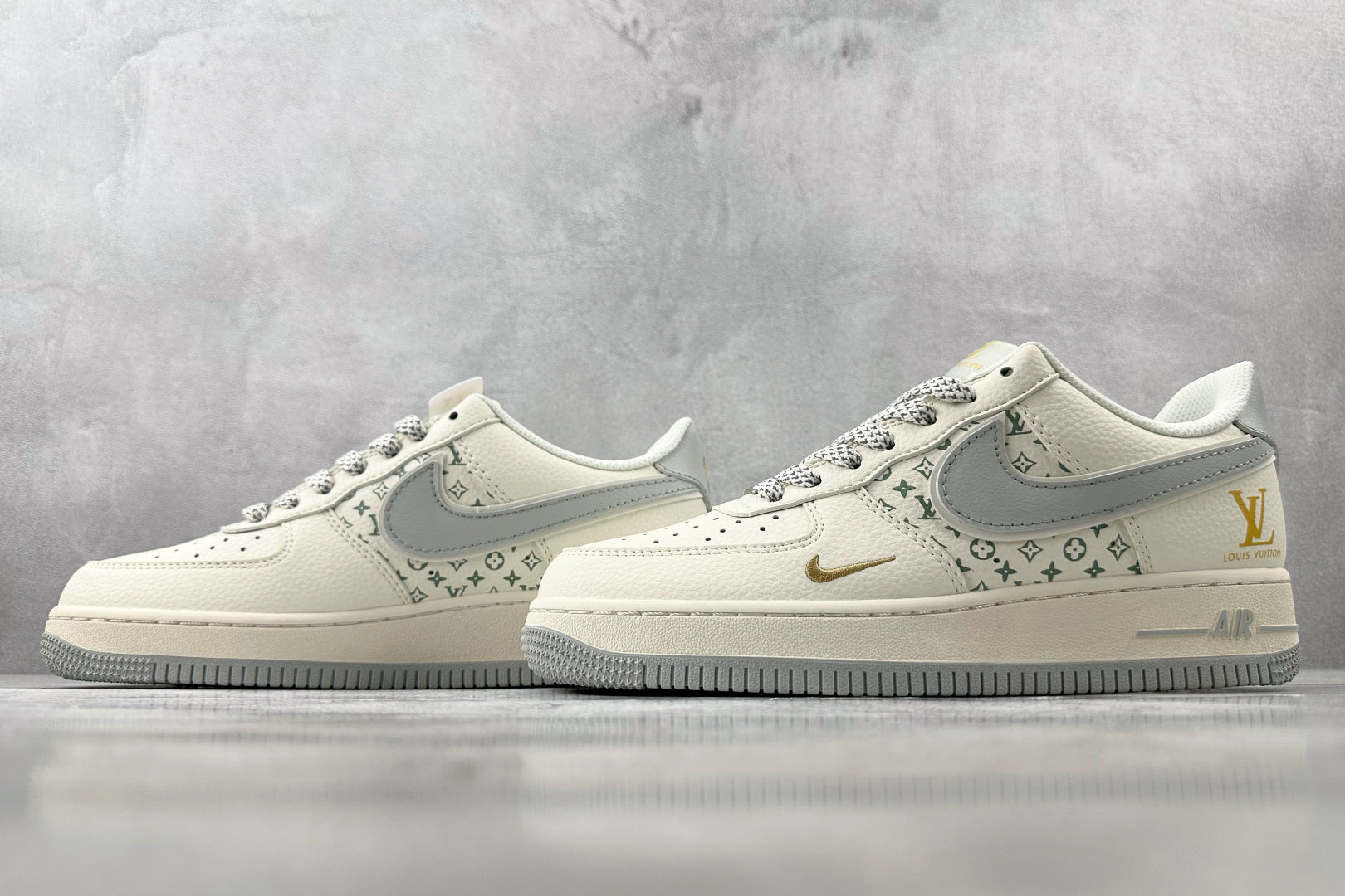 Louis Vuitton x Nike Air Force 1
