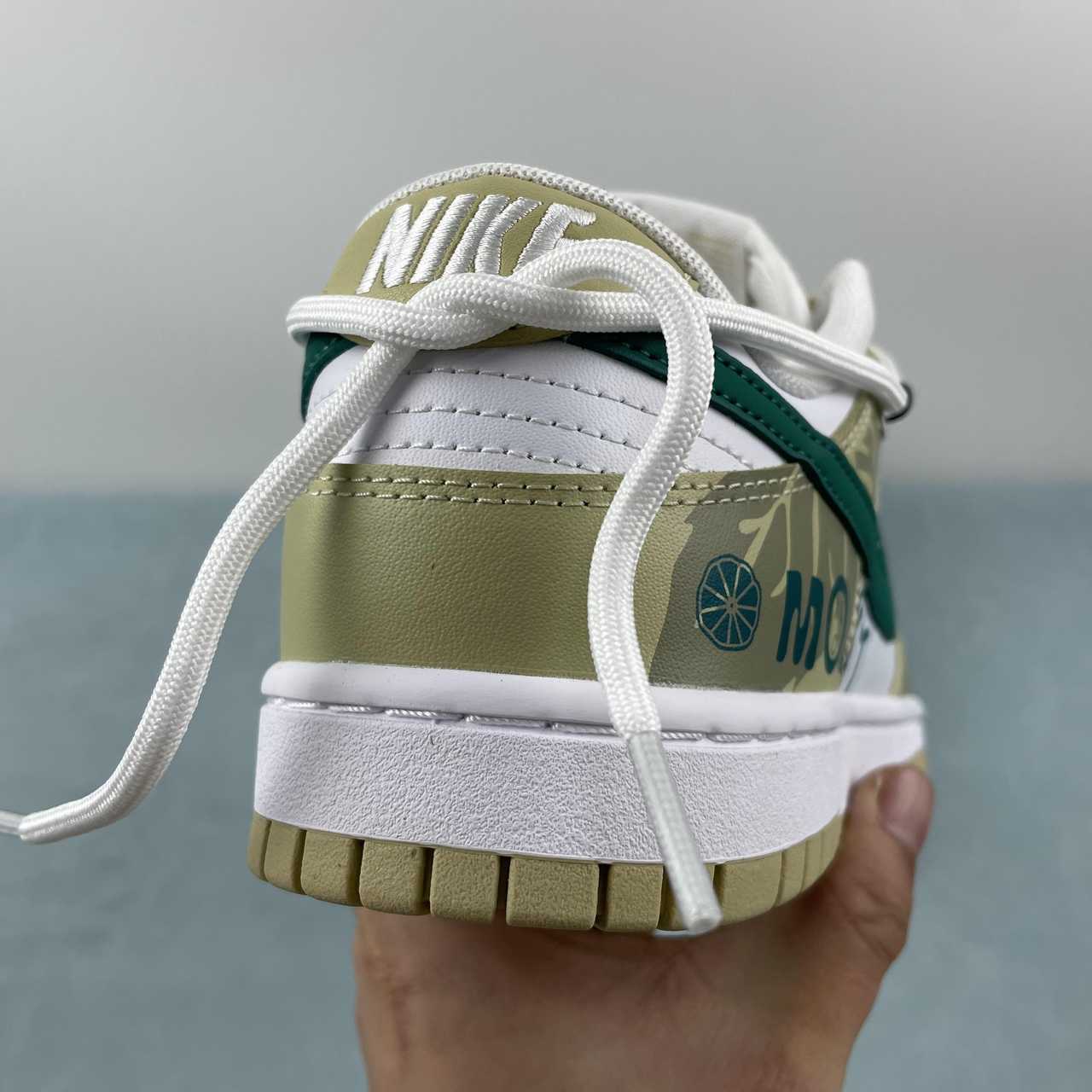 Nike Dunk Low