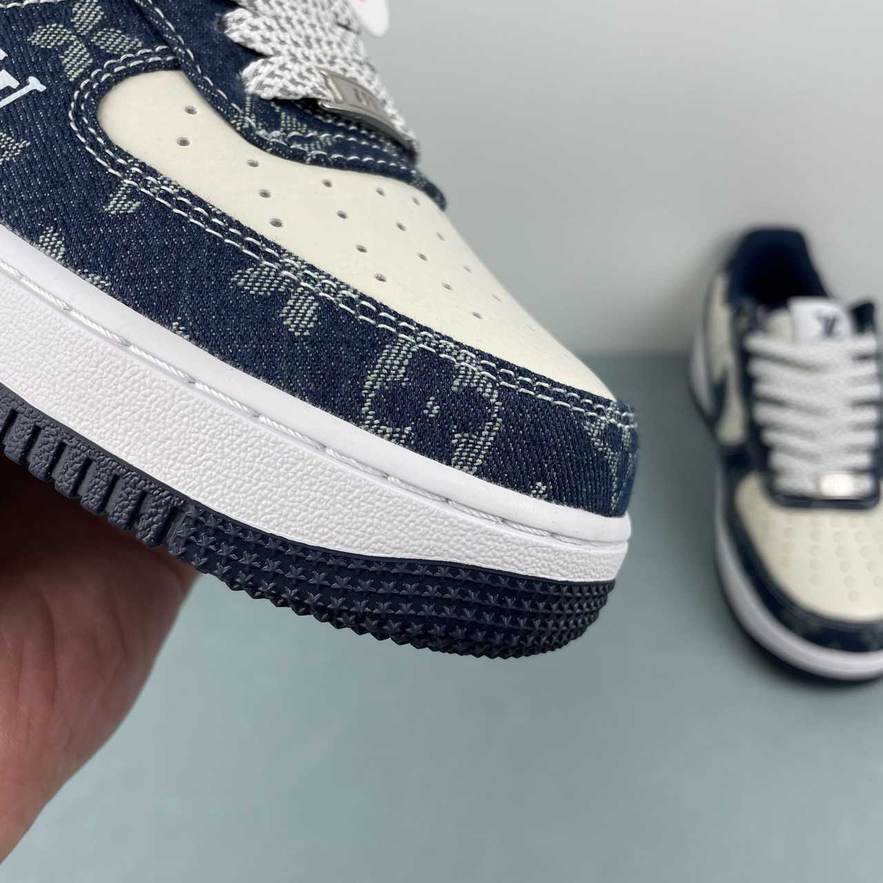 Louis Vuitton x Nike Air Force 1