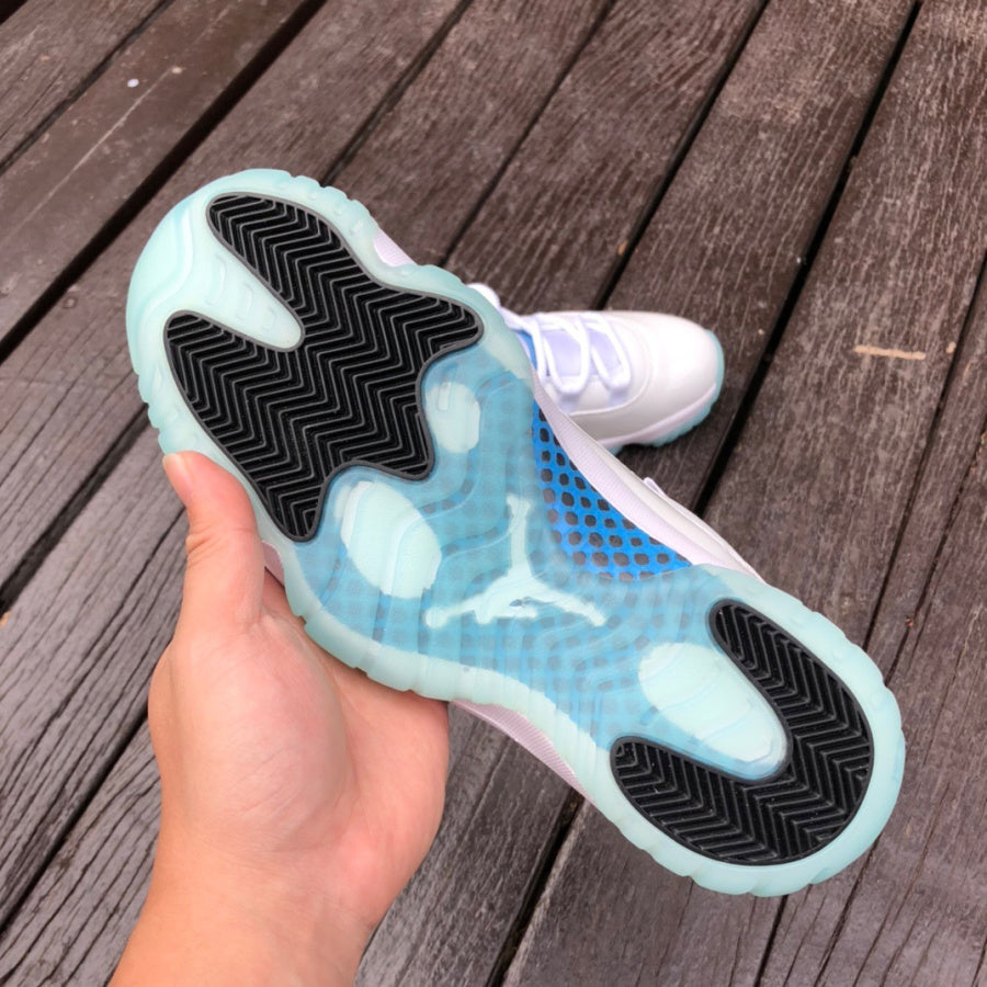 Air Jordan 11