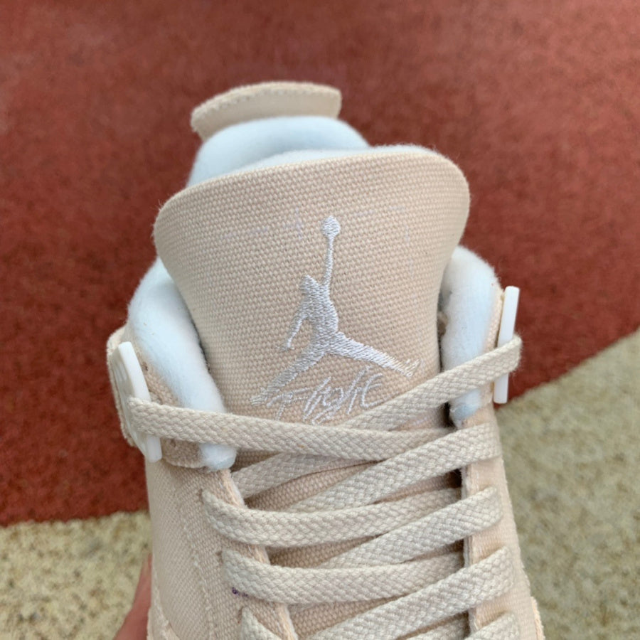 Air Jordan 4