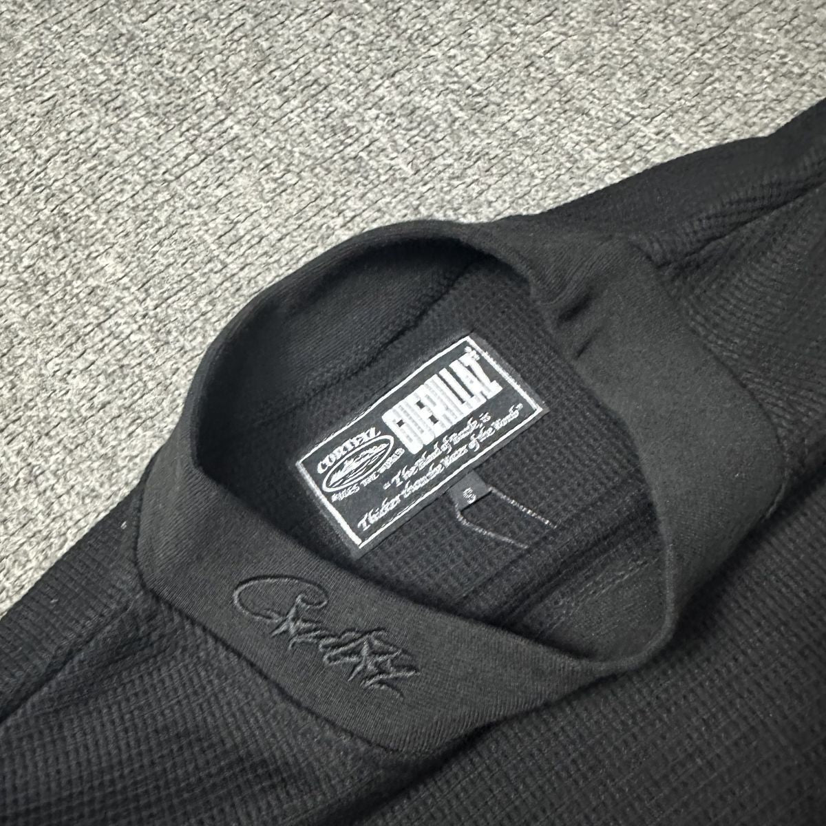 Corteiz OG Alcatraz Sweatshirt "Black Dark"