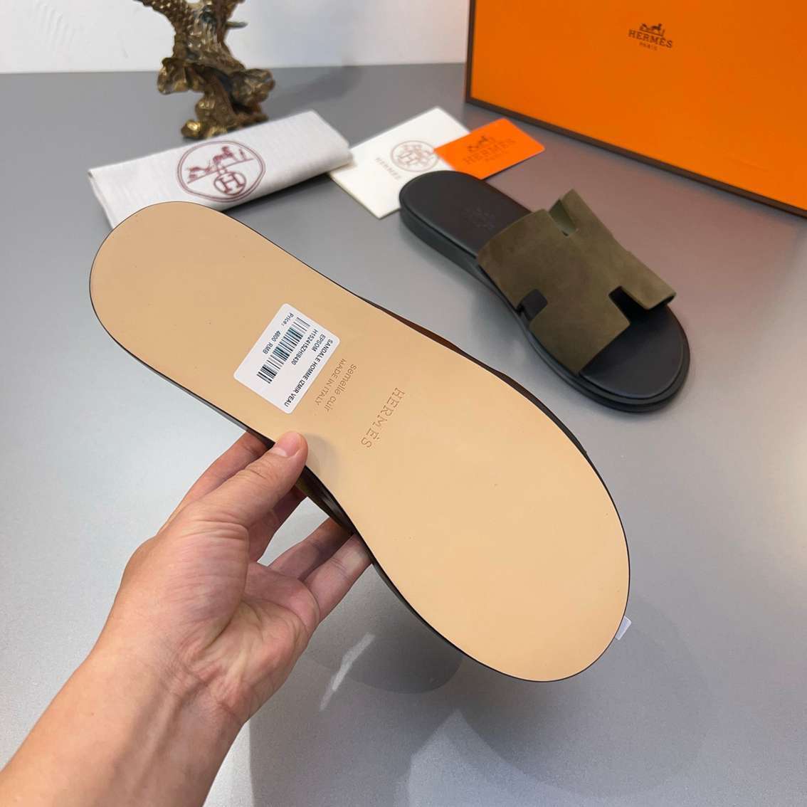 Chinelo Hermes
