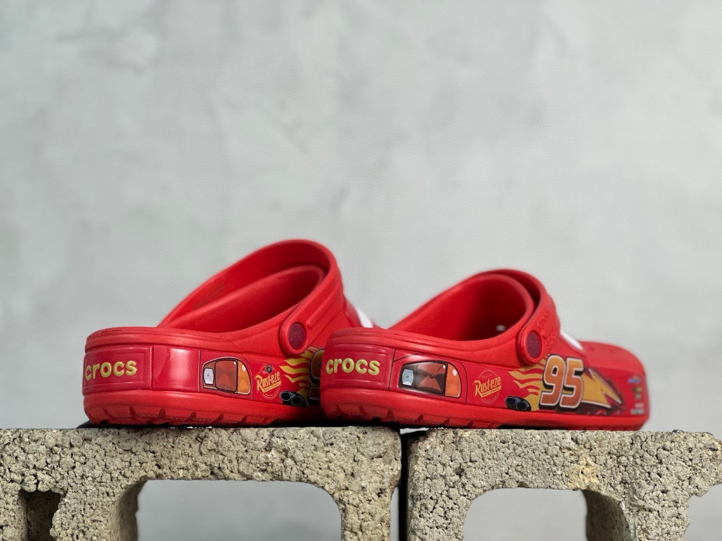 Crocs Classic Clog "Rayo McQueen"