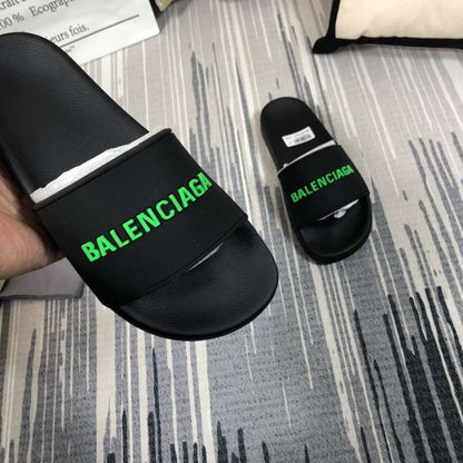 Chinelo Balenciaga