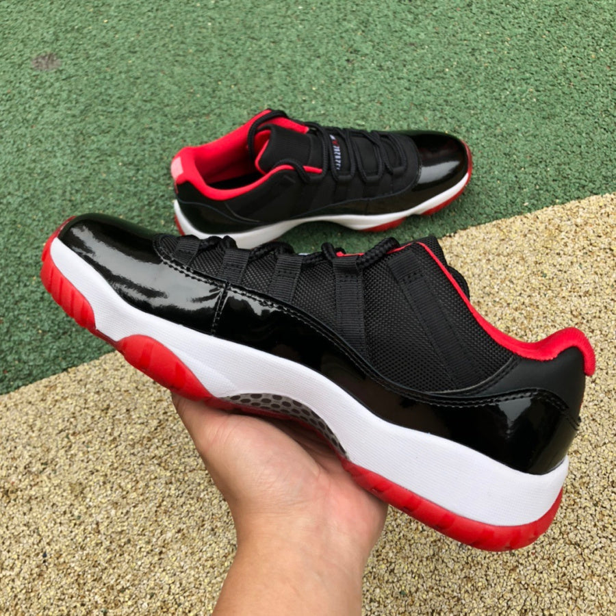 Air Jordan 11