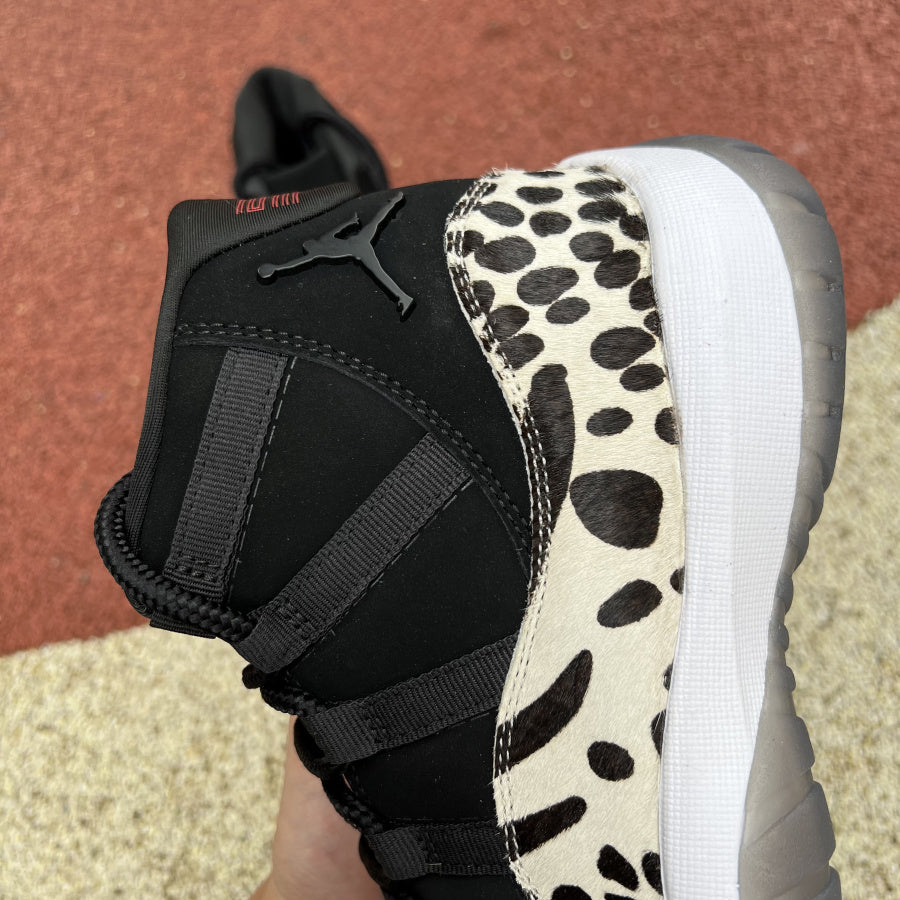 Air Jordan 11