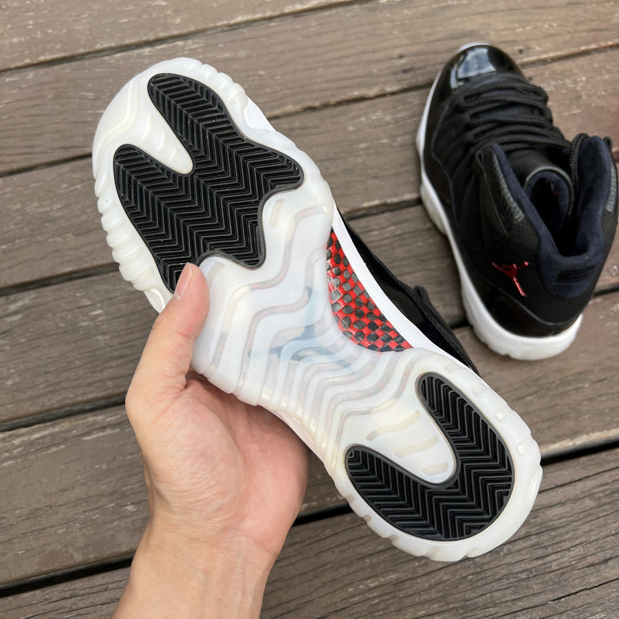 Air Jordan 11