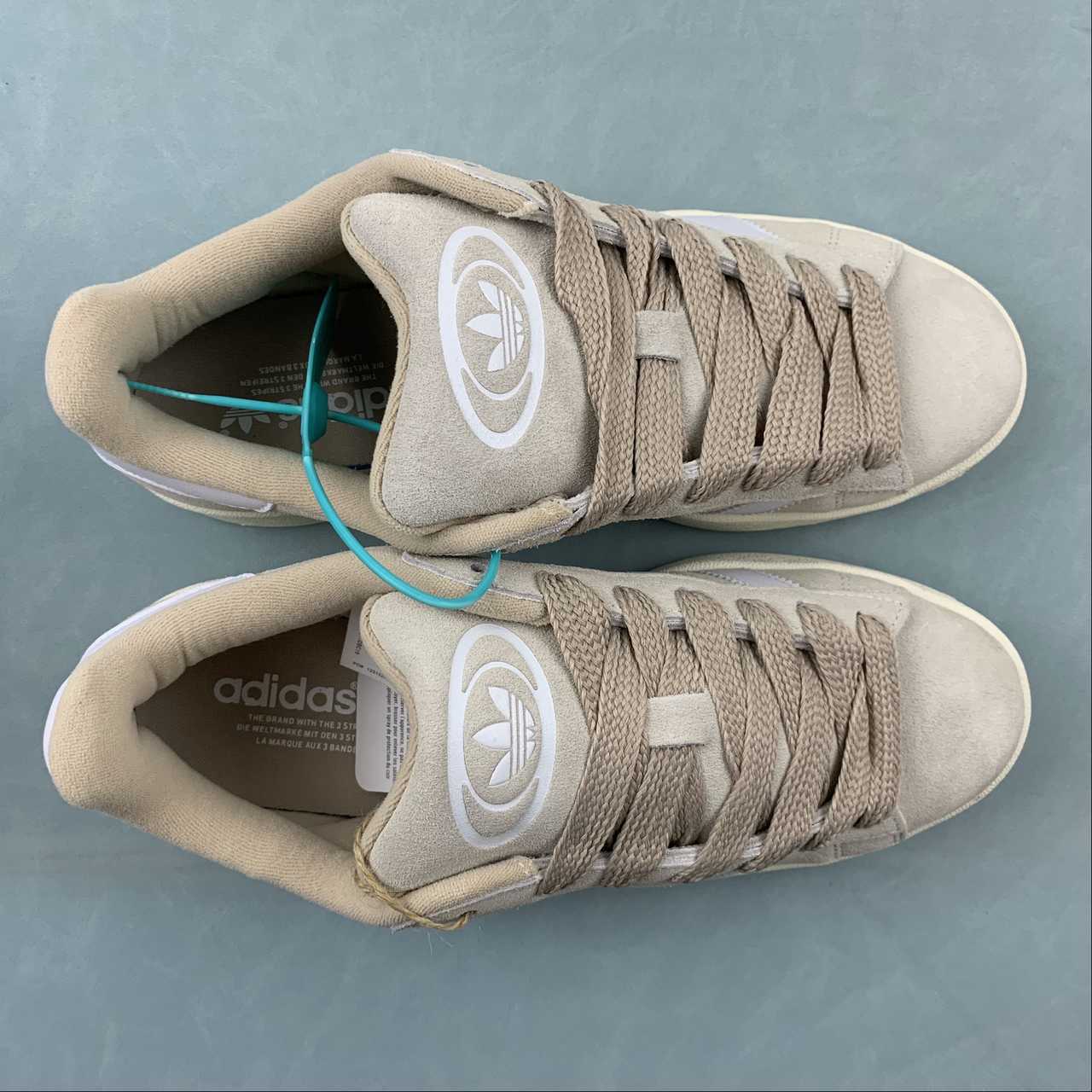Adidas Campus 00s