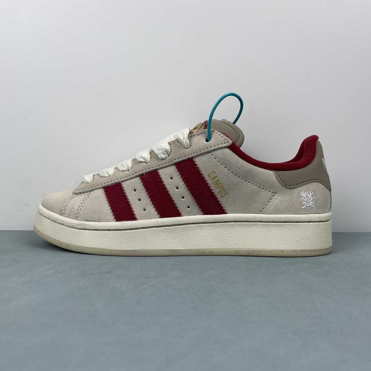 Adidas Campus 00s