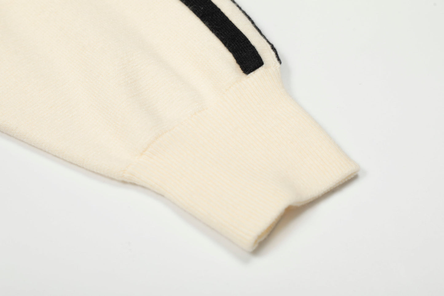 Corteiz Cream Knit Zip Up Fleece