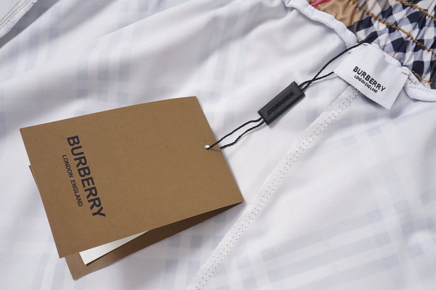 Short Burberry