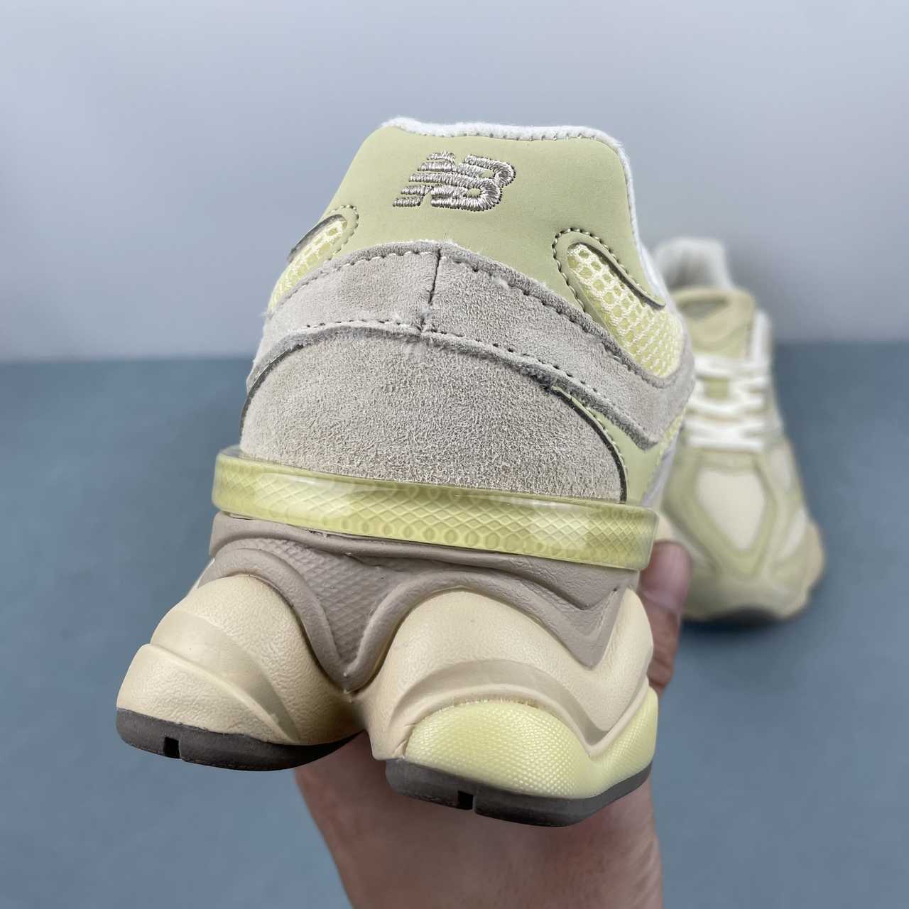 New Balance 9060