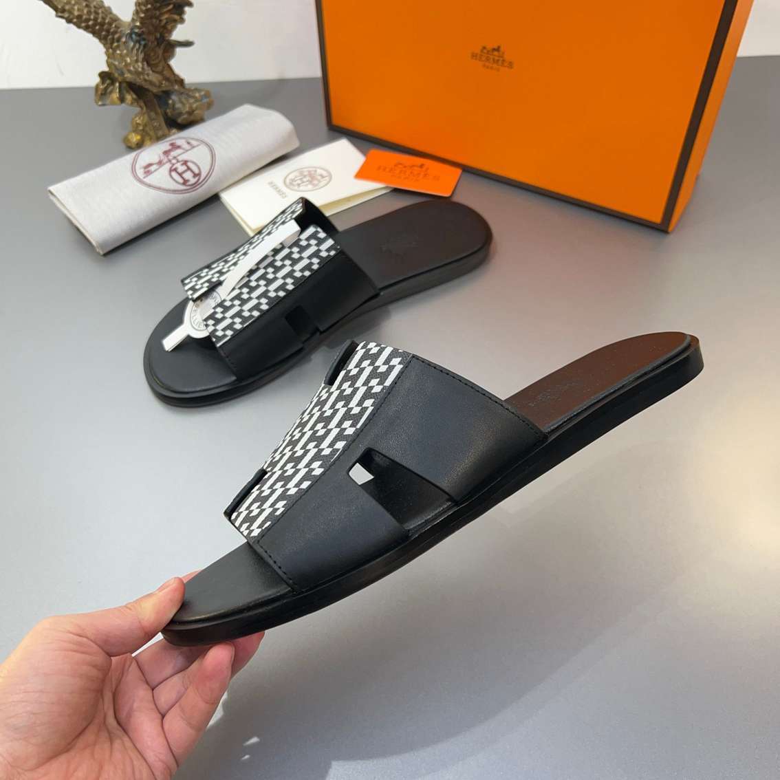 Chinelo Hermes