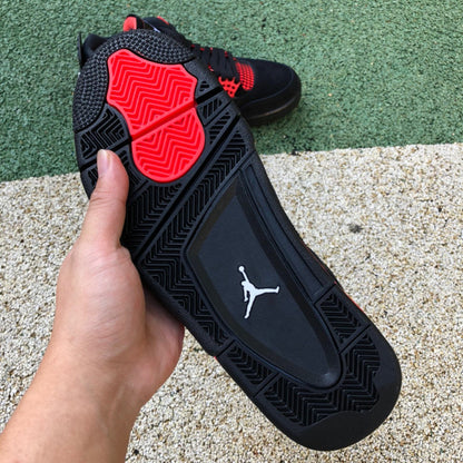 Air Jordan 4