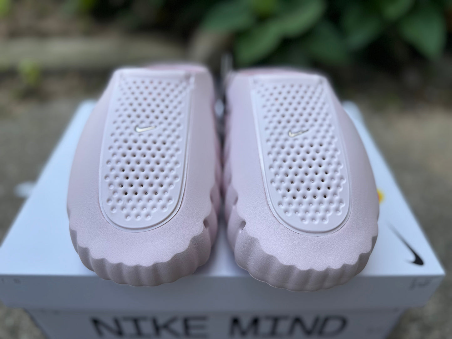 Nike Mind 001 "Rosa Pérola"
