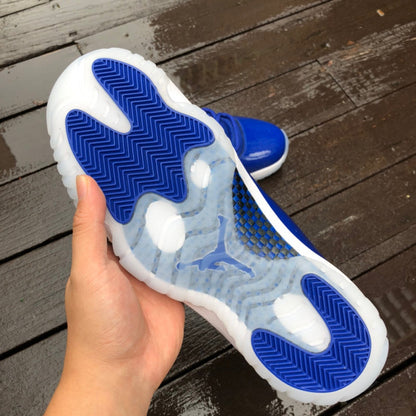 Air Jordan 11